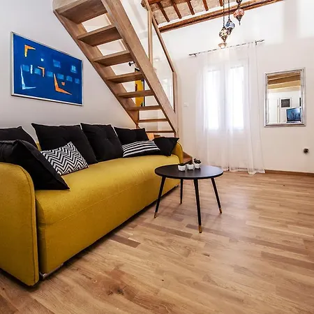 Carera Deluxe Rovinj Apartment